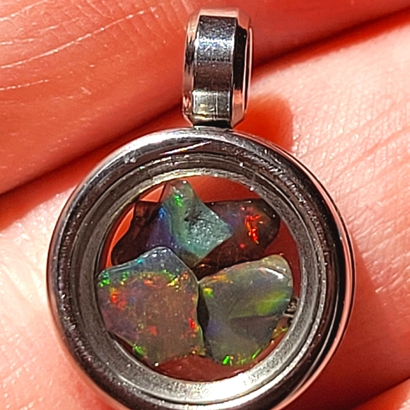 Stunning Natural Black Ethiopian Fire Opal Pendant .6" Stainless Steel Unisex - Picture 4 of 5